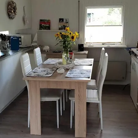 Treeneglueck - Gemuetliches Ferienhaeuschen Mit Garten Und Strandkorb * Silberstedt